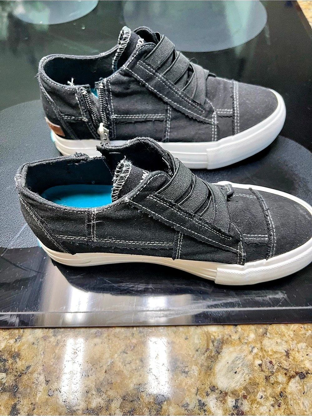 Jenn Ardor Women's Canvas Slip-On Side Zipper Sneakers Black & White
